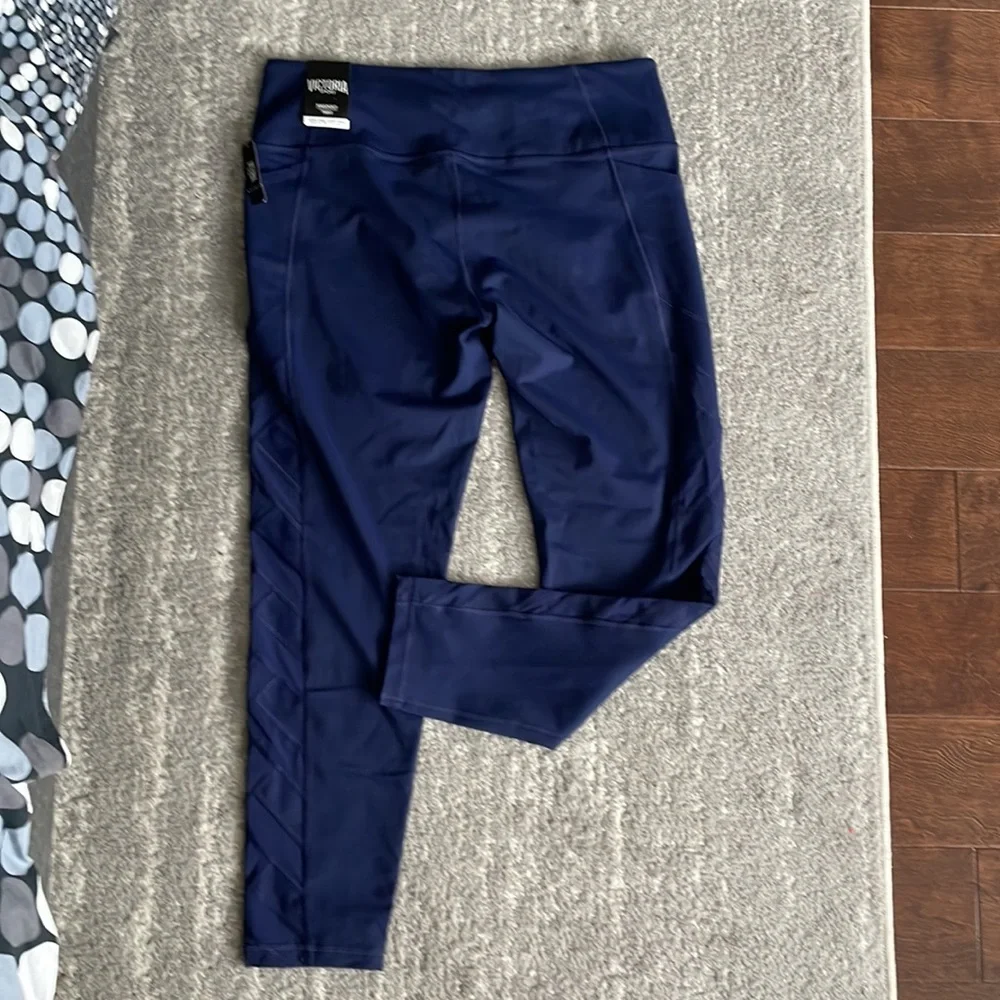 Victoria secret leggins - Picture 4 of 4
